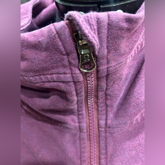 Lululemon Women’s full zipp Hoodie / Size 10 / Purple - Picture 2 of 13